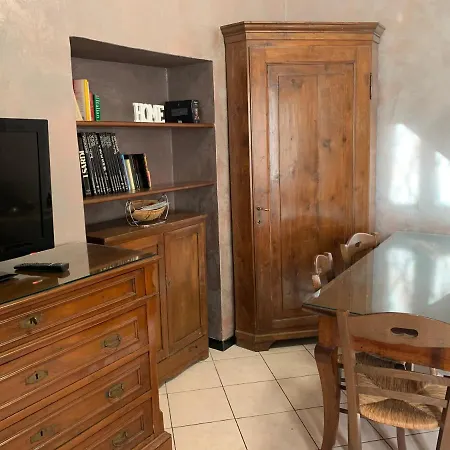 Quiet Apartment *